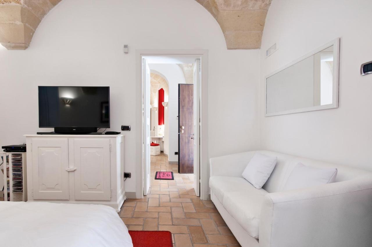 Casa Dell'Arco Old Town - Sit Apartment Лече Екстериор снимка