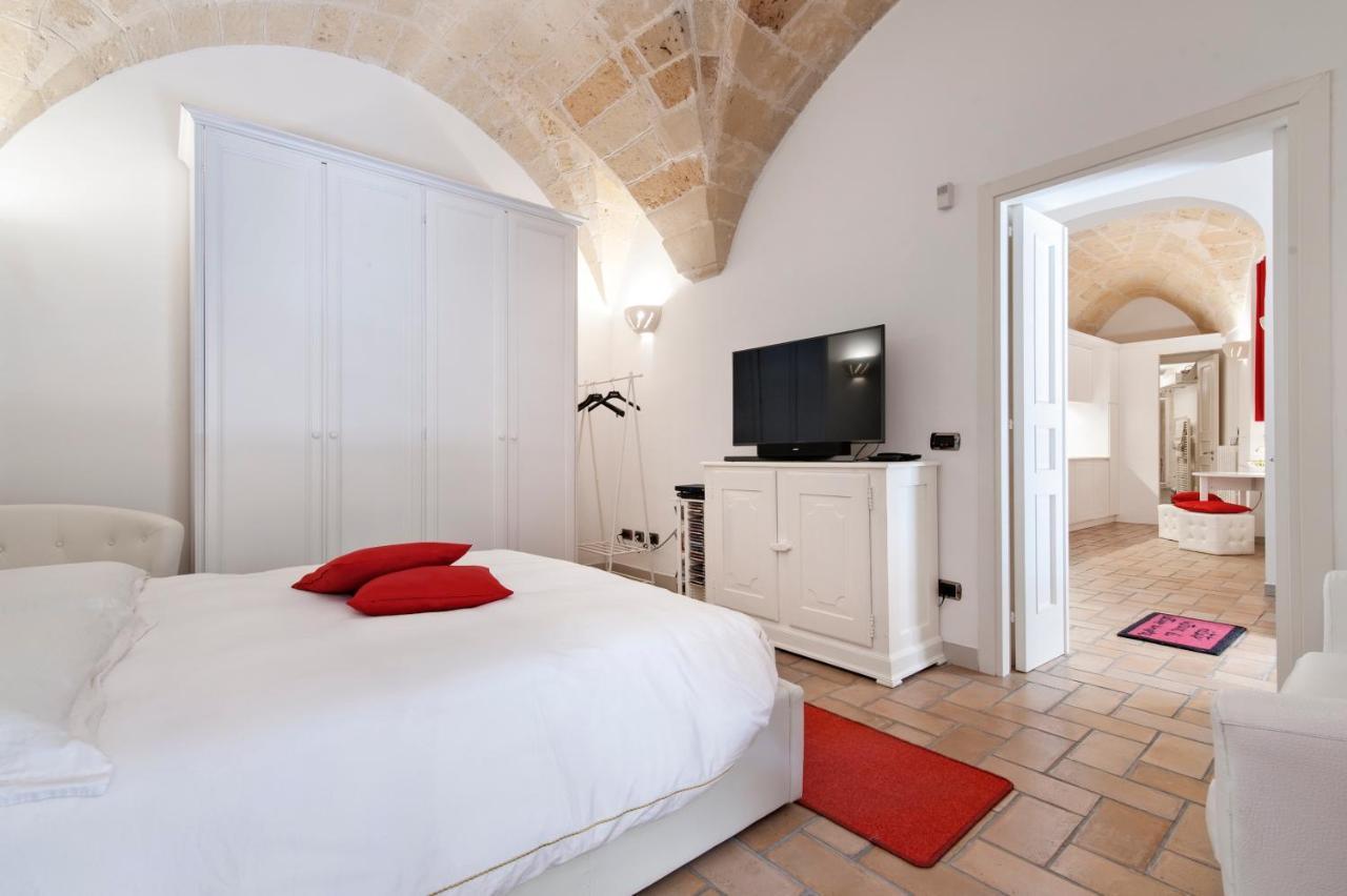 Casa Dell'Arco Old Town - Sit Apartment Лече Екстериор снимка